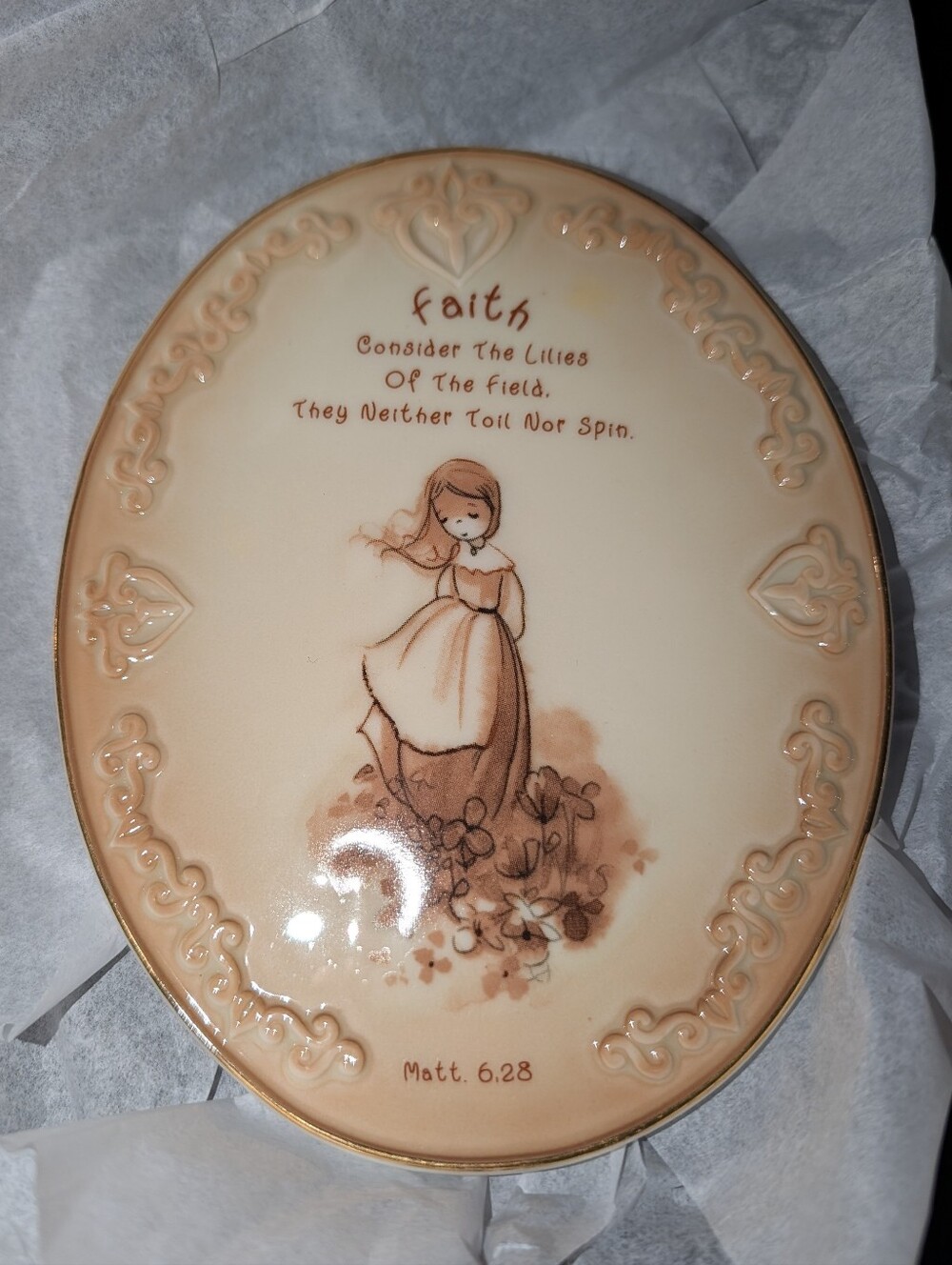 Vintage Precious Moments Faith Matthew 6:28 Wall Plaque